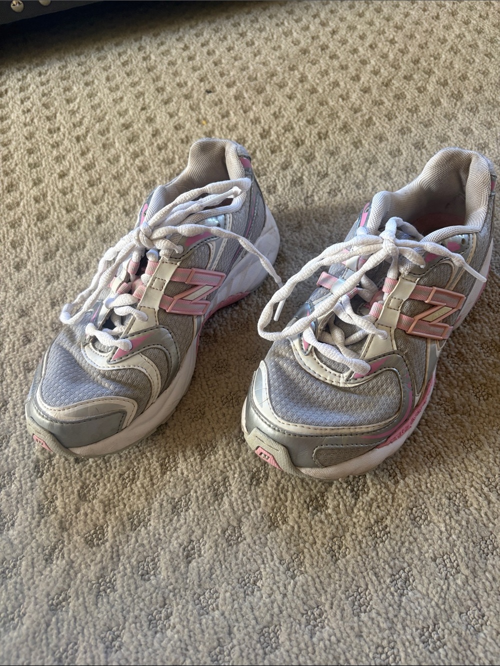 New Balance 749 Light Gray and Pink Big Kids Running Shoes 5.5 Womens